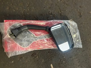 Espejo retrovisor izquierdo universal