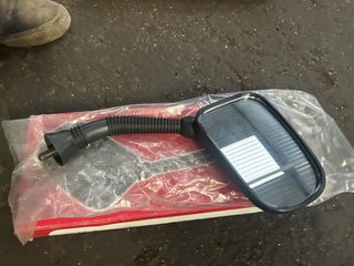 Espejo retrovisor izquierdo universal