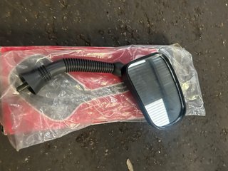 Espejo retrovisor izquierdo universal