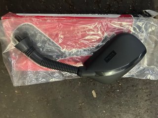 Espejo retrovisor izquierdo universal