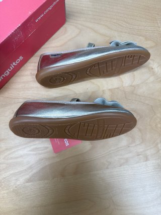 Zapatillas Conguitos Niña Doradas Lazos Brillantes