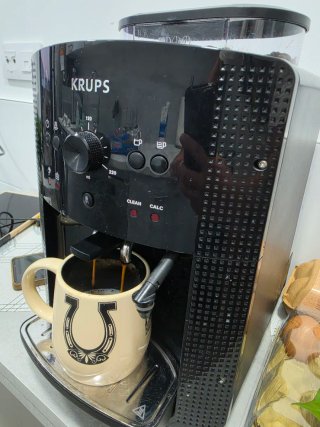 Cafetera Automática Krups Mecánica Negra