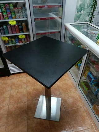 Mesa alta hostelería metal negra