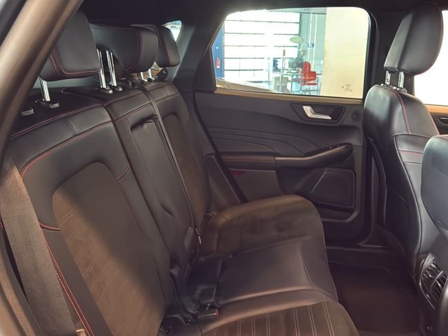 Ford Kuga 2023, foto 7