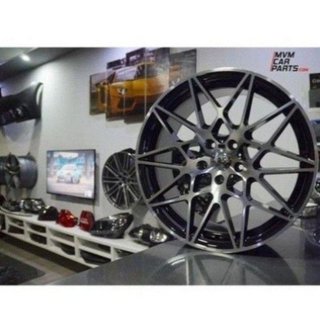 Juego de 4 Llantas 19 M4 GTS Black BM038
