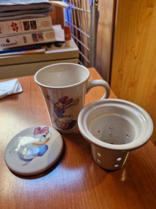 Taza de cerámica Daisy con tapa