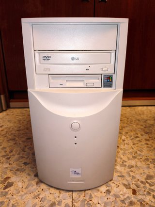Ordenador Pentium II 333Mhz / 128 Mb RAM / Gefoce4