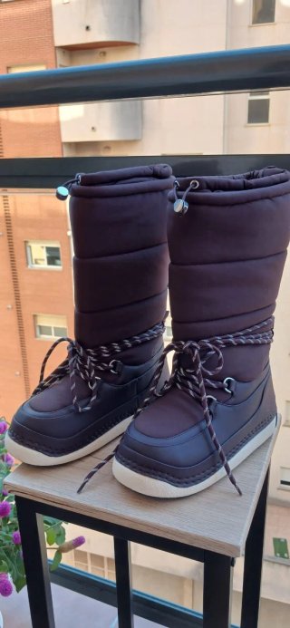 Botas de esquí Zara marrones/burdeos