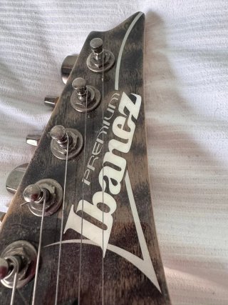 Guitarra Eléctrica Ibanez