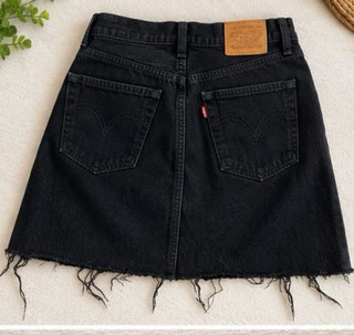 Falda Levi's Negra Mujer Talla M
