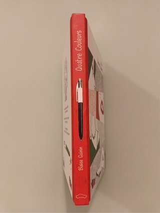 Novela gráfica Título: Quatre Couleurs