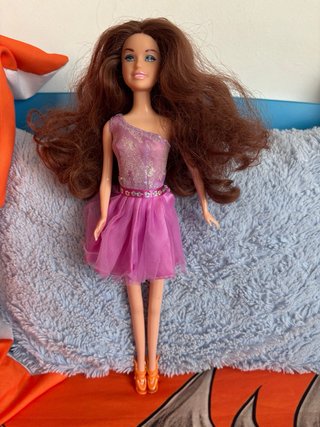 Muñeca Barbie Vestido Rosa
