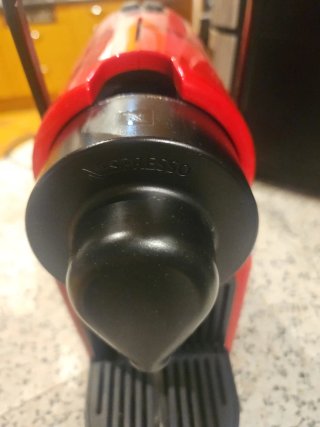 Cafetera Nespresso Roja