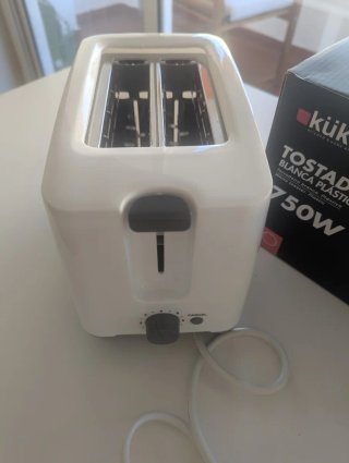 Tostadora Küken Plástico Compacta