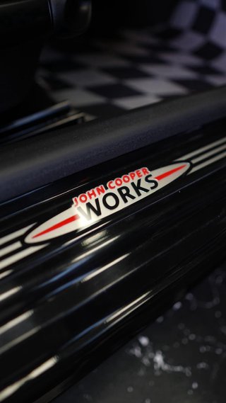 MINI JHON COOPER WORKS
