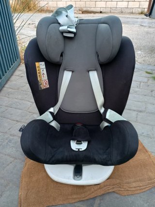 Vendo silla de coche infantil Britax Römer ISOFIX