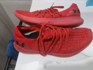 Zapatillas Under Armour Rojas