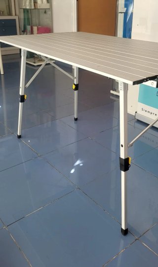 Mesa de camping plegable