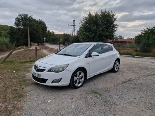 Opel Astra j 1.7 2010