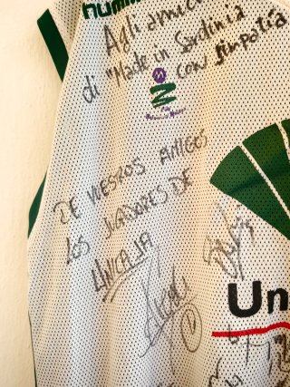 Pero Unicaja Málaga Firmada 2006