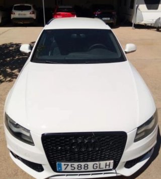 Audi A4 B8 2.0 S-Line 143CV Llantas 18