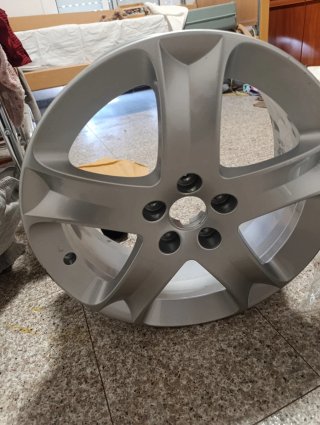 Llanta Peugeot 407 2008 17"