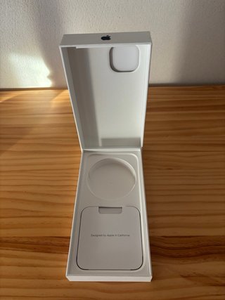 Caja iPhone 15 Plus