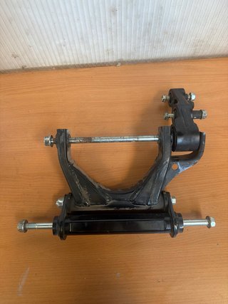 Soporte Motor Honda ADV 350 (2023)