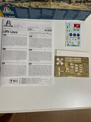 Maqueta LMV Lince Italeri 1:35