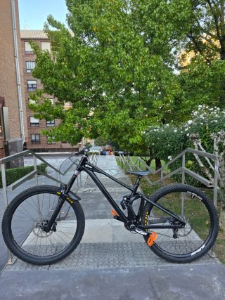Mondraker Summum Full 29