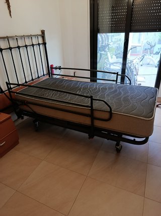Cama articulada eléctrica metal, es nueva!
