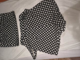 Conjunto top y pantalón lunares