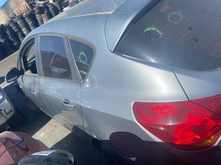 Paragolpes delantero opel 2906246 13348047 astra j