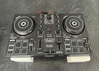 Hercules DJControl Inpulse 200 Mesa DJ