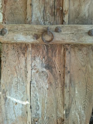 Trillo de madera antiguo