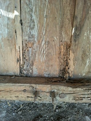 Trillo de madera antiguo