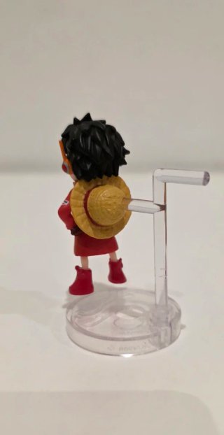 Figura Gashapon Luffy Egghead One Piece Bandai