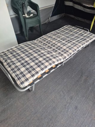 Cama Plegatín con Colchón 80 cm