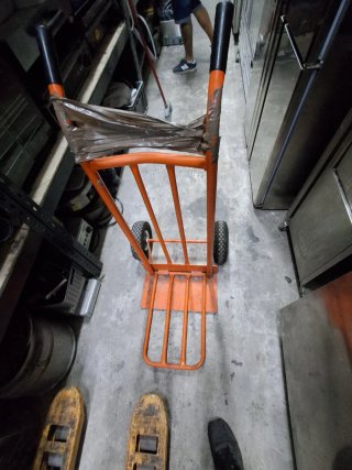 Carretilla naranja ( Cambiar ruedas)