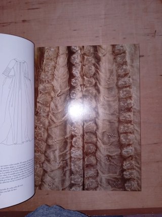 La moda de los siglos XVII-XVIII en detalle (Sp...