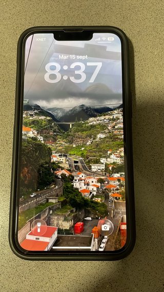 iPhone 16e 128 GB (no mareantes)