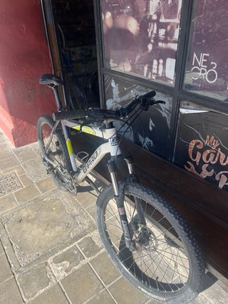 Bicicleta B-PRO