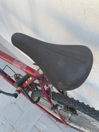 Bicicleta MTB Antigua Roja