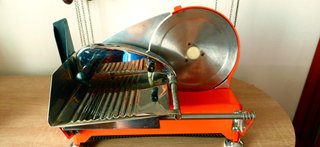 Affettatrice vintage OMRE Quick Mill arancione