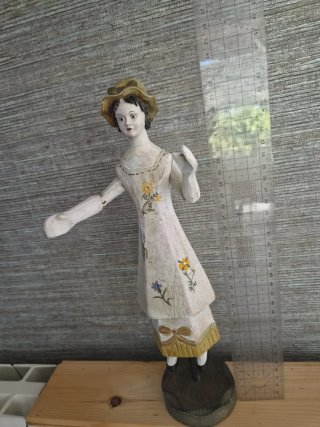 Figura mujer vintage 34 cm | Brazos articulados
