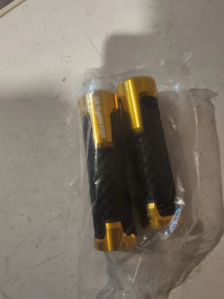 Puños Manillar QJMOTOR Dorados