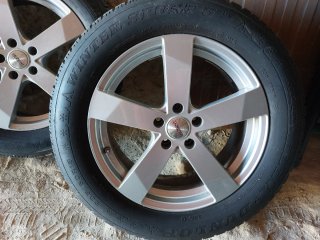 Llantas Dezent 18 235/60R18