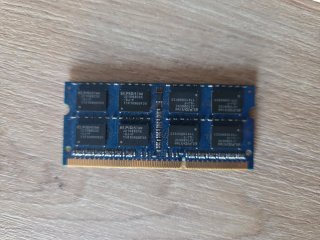 Memoria RAM portátil ELPIDA