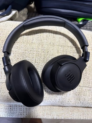 Auriculares JBL Tune 660NC Negros