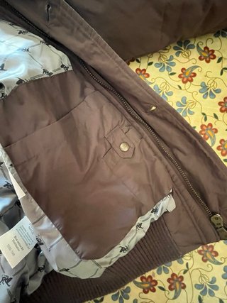 Piumino uomo marrone con cappuccio e pelliccia
